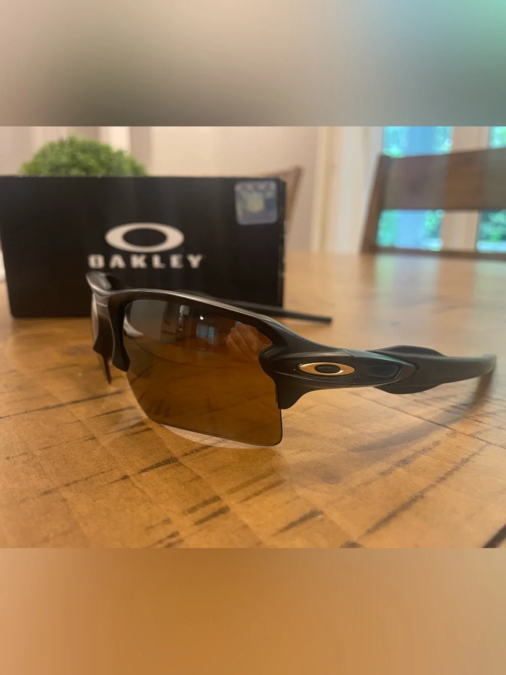 Oakley New Orleans Saints Flax 2.0 XL